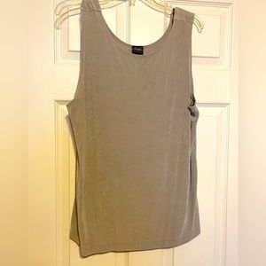 Chico’s Traveler’s Top Tan X-Large Chicos size 3